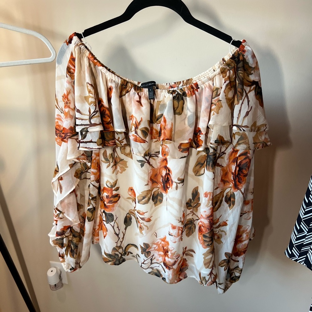 WHBM White House Black Market long sleeve floral blouse